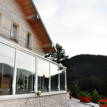 Snjezna Kuca - Nature Park Of Bosnia Herzegovina 3* Padezina