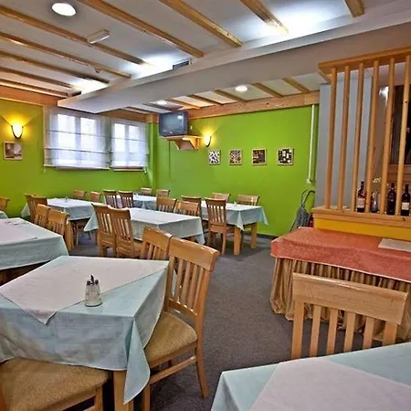 Hotel Snjezna Kuca - Nature Park Of Bosnia Herzegovina 3*