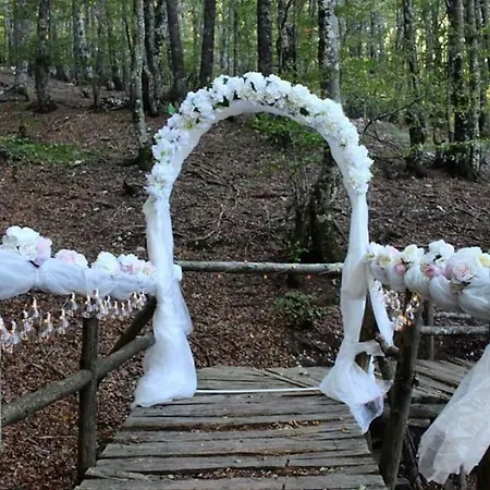 Hotel Snjezna Kuca - Nature Park Of Bosnia Herzegovina